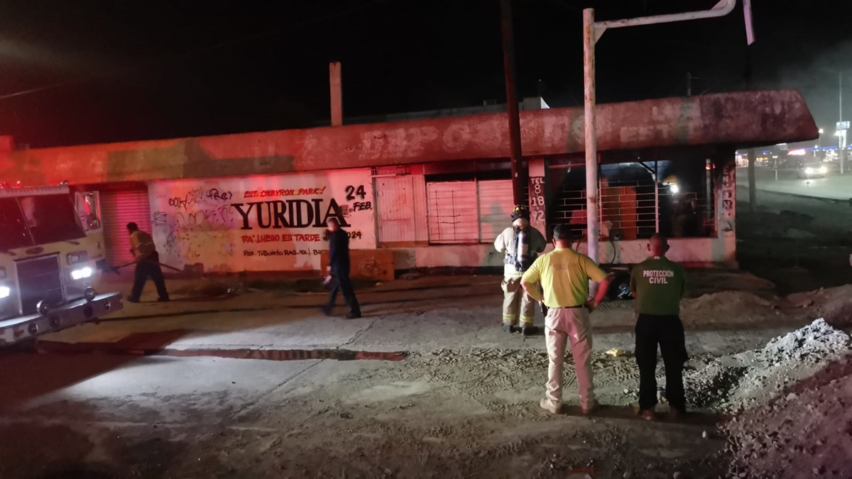 Se incendia bodega en el sector Jiquilpan en Los Mochis