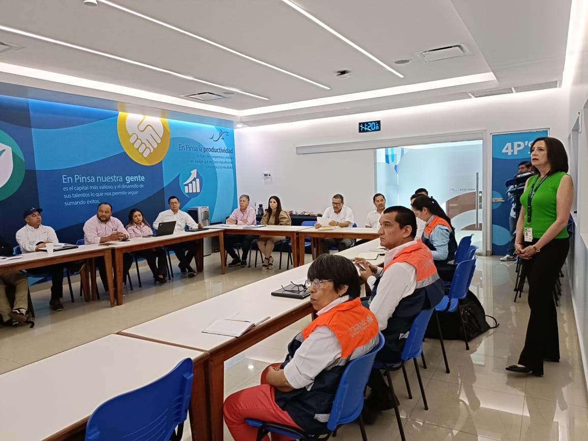 Se reúne Coepriss y el Laboratorio Estatal de Salud Pública de Sinaloa con el sector pesquero