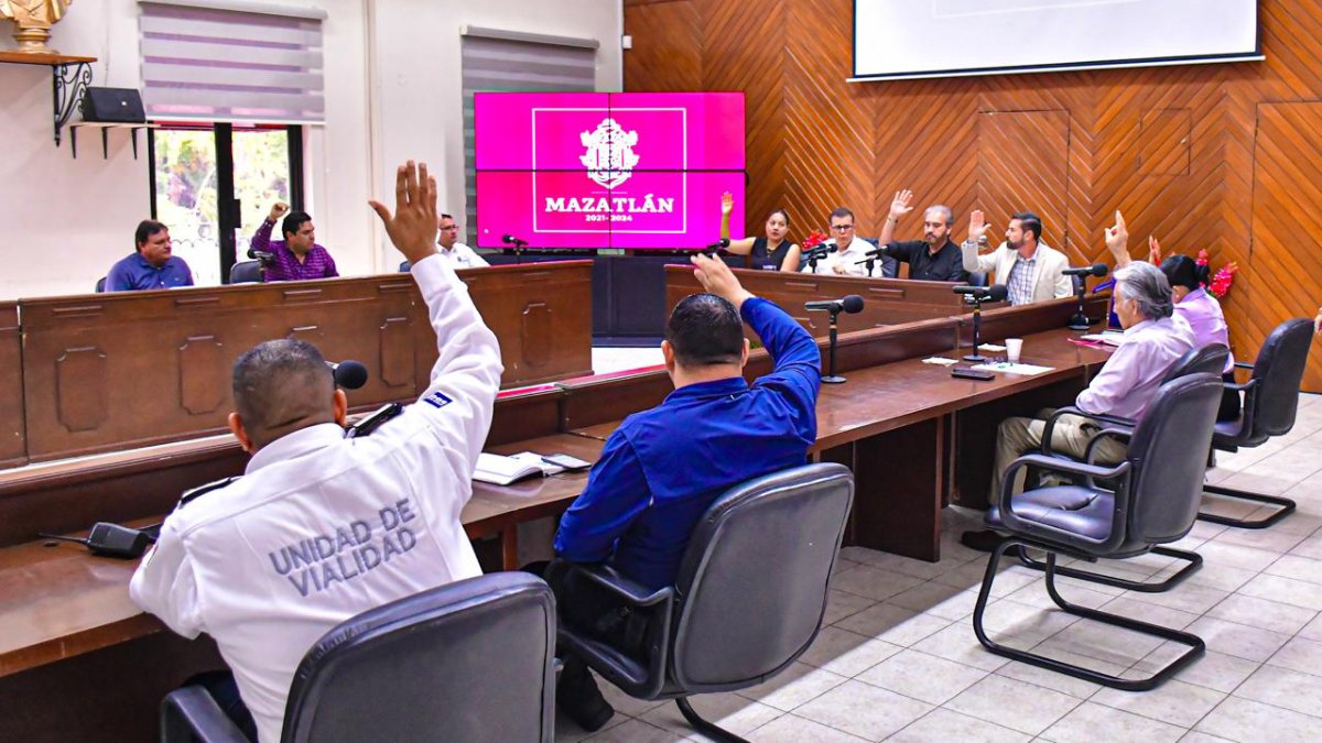¡Atención Mazatlán! Autorizan línea telefónica y WhatsApp para denunciar abusos policiales
