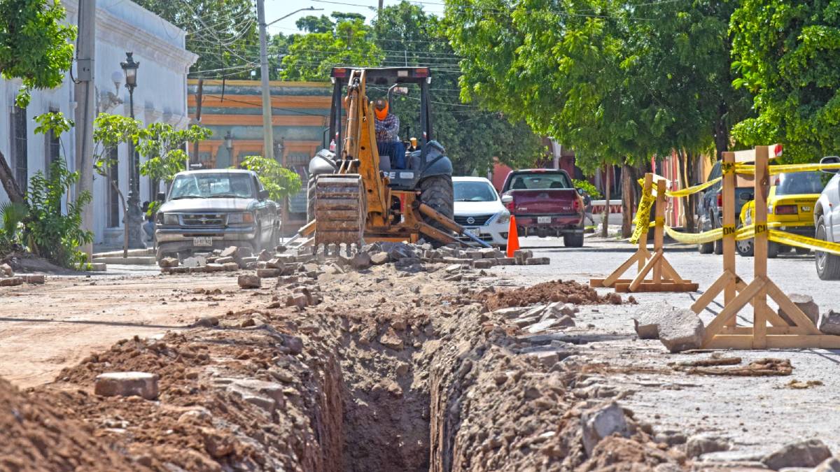 Siguen las mejoras del Centro Histórico de El Fuerte; inicia segunda etapa de rehabilitación de drenaje sanitario en calle 5 de mayo