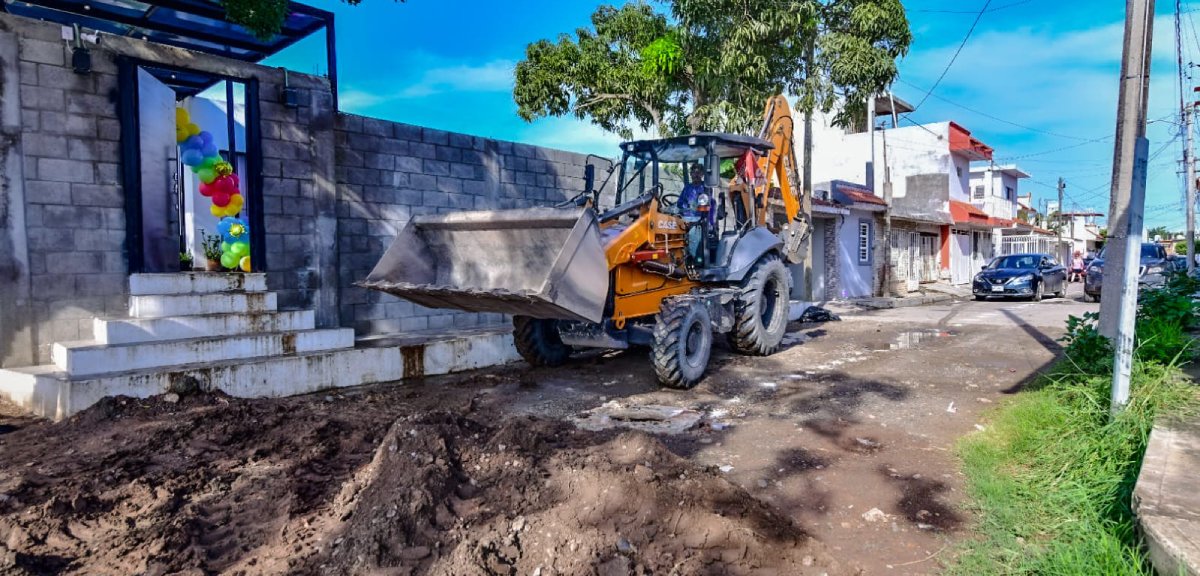 Gobierno de Mazatlán repondrá tubería colapsada de calle Girasoles, en Jacarandas