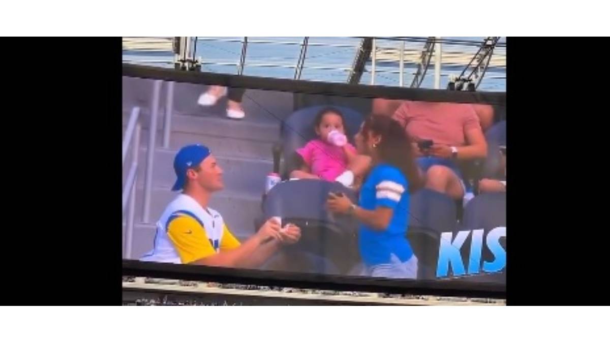 VIDEO: ¡Ánimo! Novio pide la mano de su prometida en partido de NFL y esto fue lo que sucedió