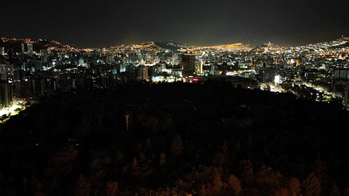 Ecuador en tinieblas: Apagones masivos son debido a crisis eléctrica por sequía