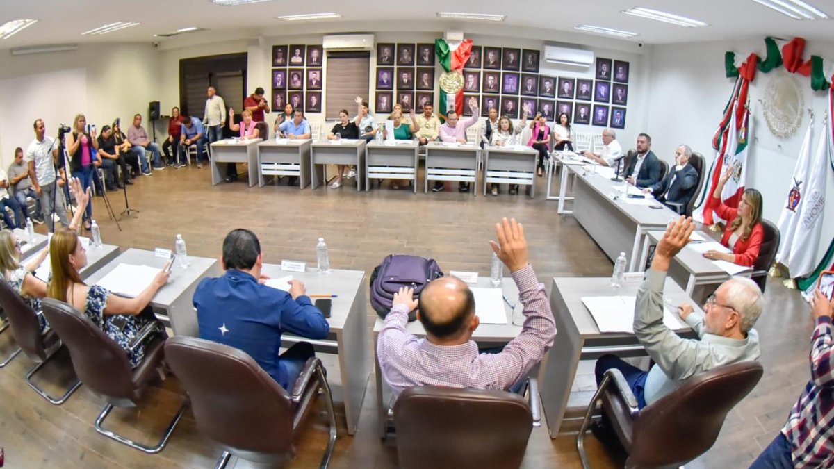 Va análisis de regidores solicitud de pensión de Genaro García por 25 años de servicio en Ahome