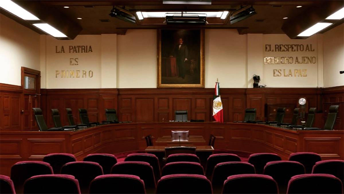 Morena presenta iniciativa para desaparecer pensiones vitalicias de ministros de la SCJN