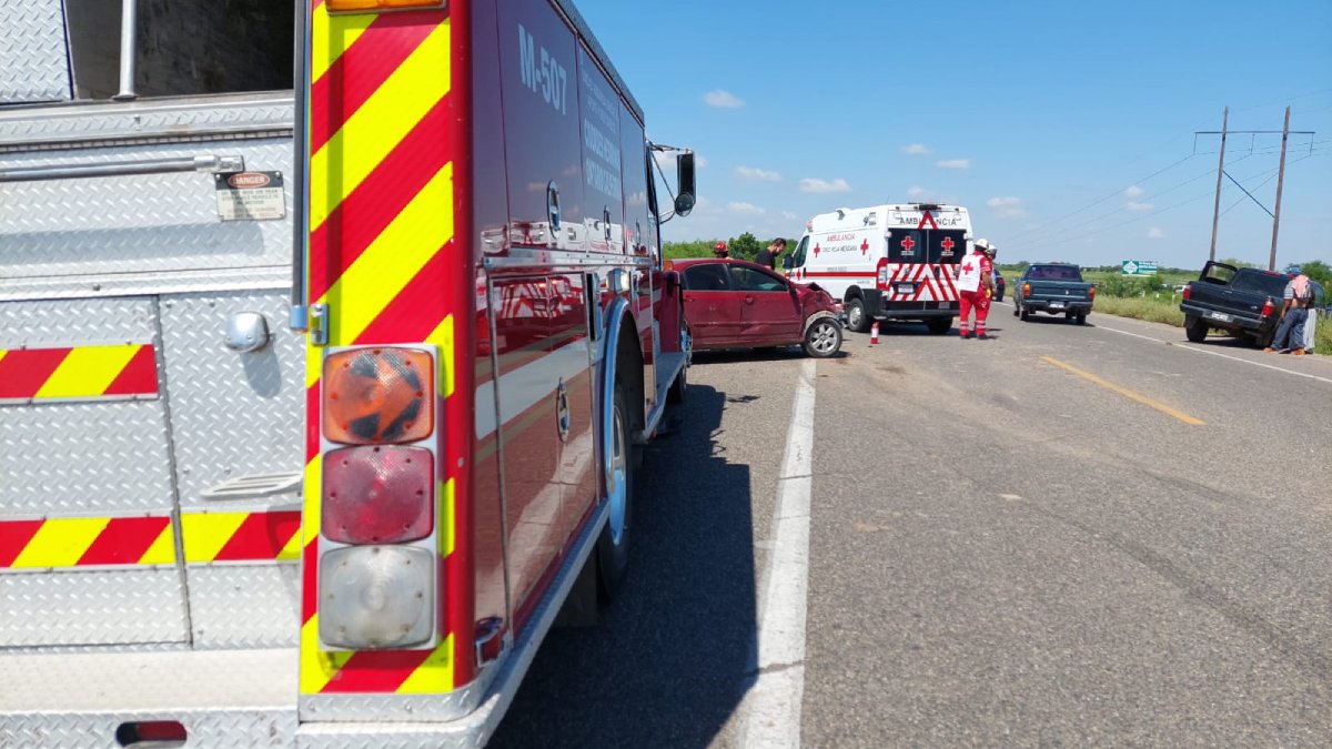 Accidente sobre la carretera México 15, al norte de Guamúchil, deja a una persona lesionada