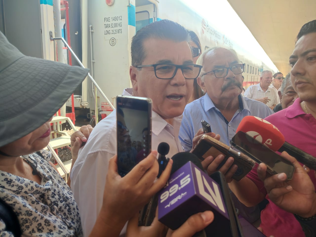 Avala Édgar González sexenio de AMLO para Sinaloa; ‘desconozco la salud en Dinamarca’, aclara