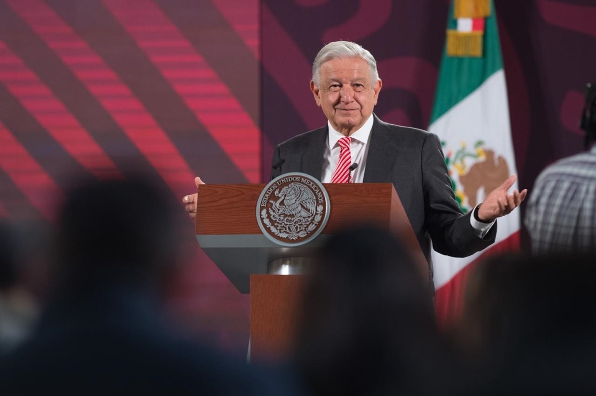 ¿Cómo ve AMLO el dólar para el final de su gobierno? Esto prevé López Obrador