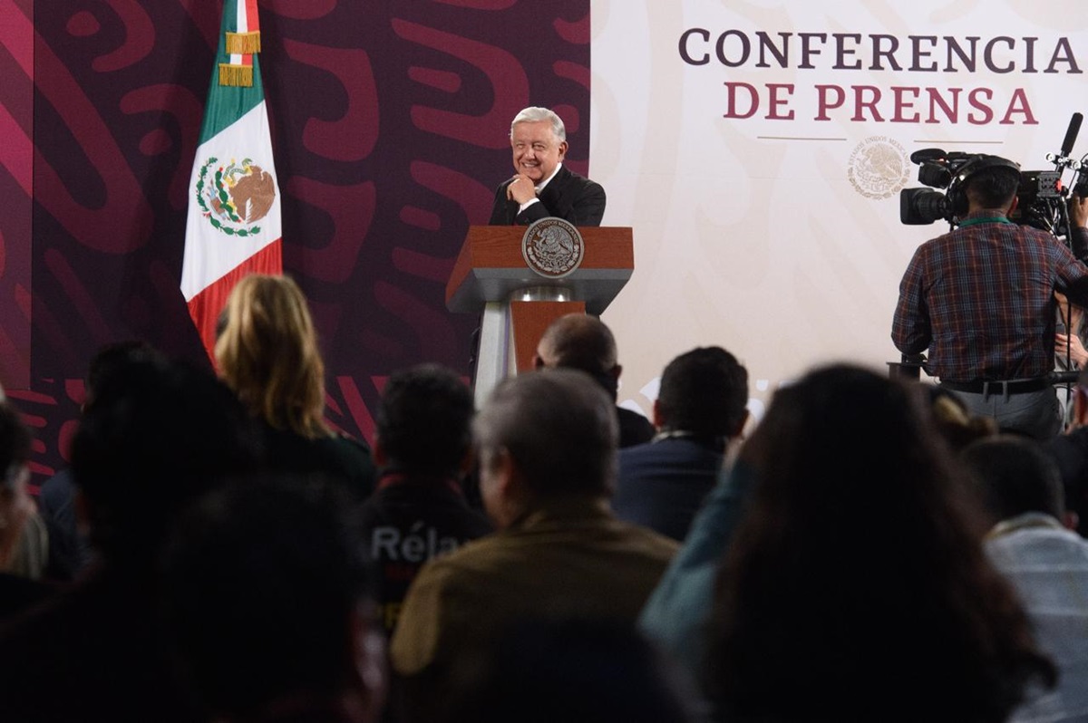 Reitera AMLO llamado a la conciliación en la Ley Orgánica de la UAS; delega el caso a la Segob