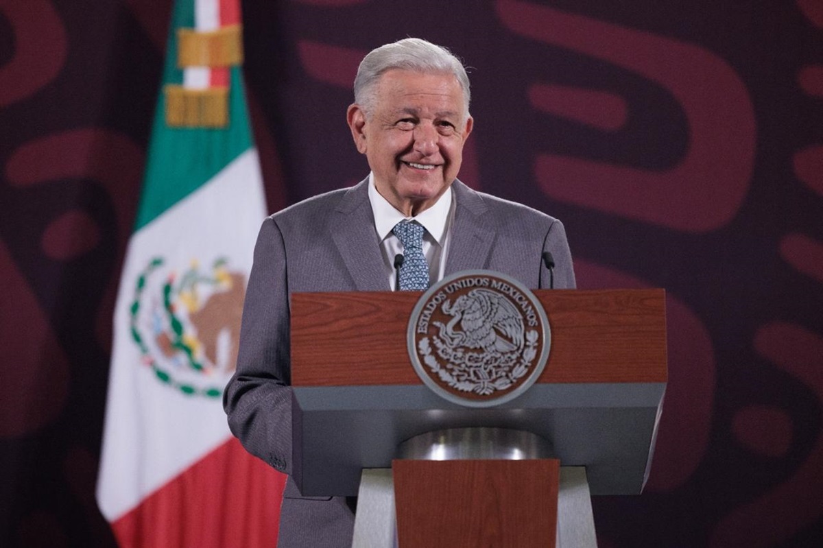 Cuestionan a AMLO por declaraciones de comandante de Leana Ojeda sobre seguridad en Sinaloa