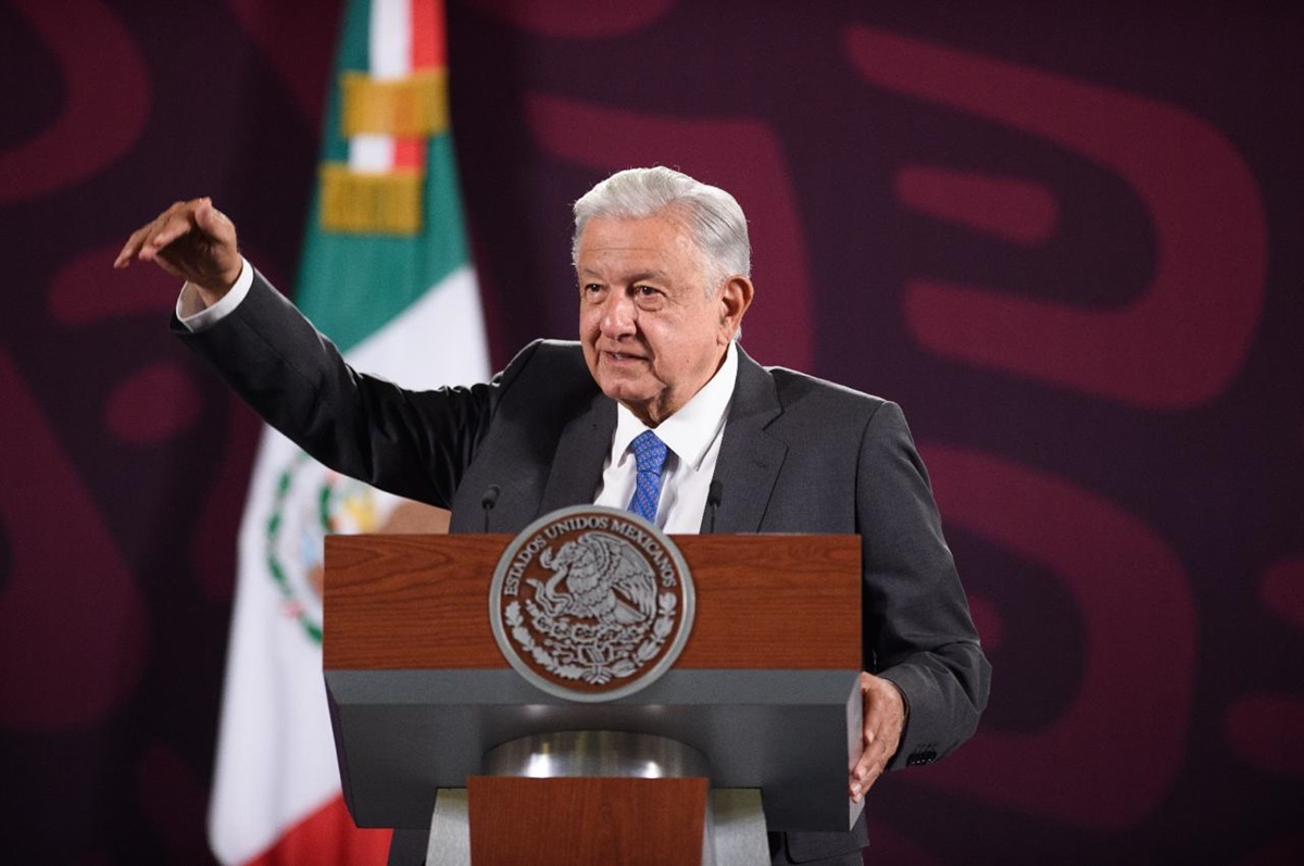 Andrés Manuel López Obrador entrega declaración patrimonial al concluir su gestión