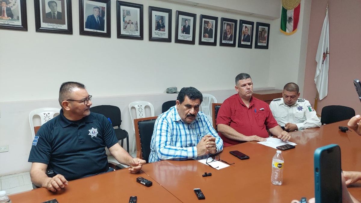 Garantizan seguridad para la población durante los festejos patrios, en Salvador Alvarado
