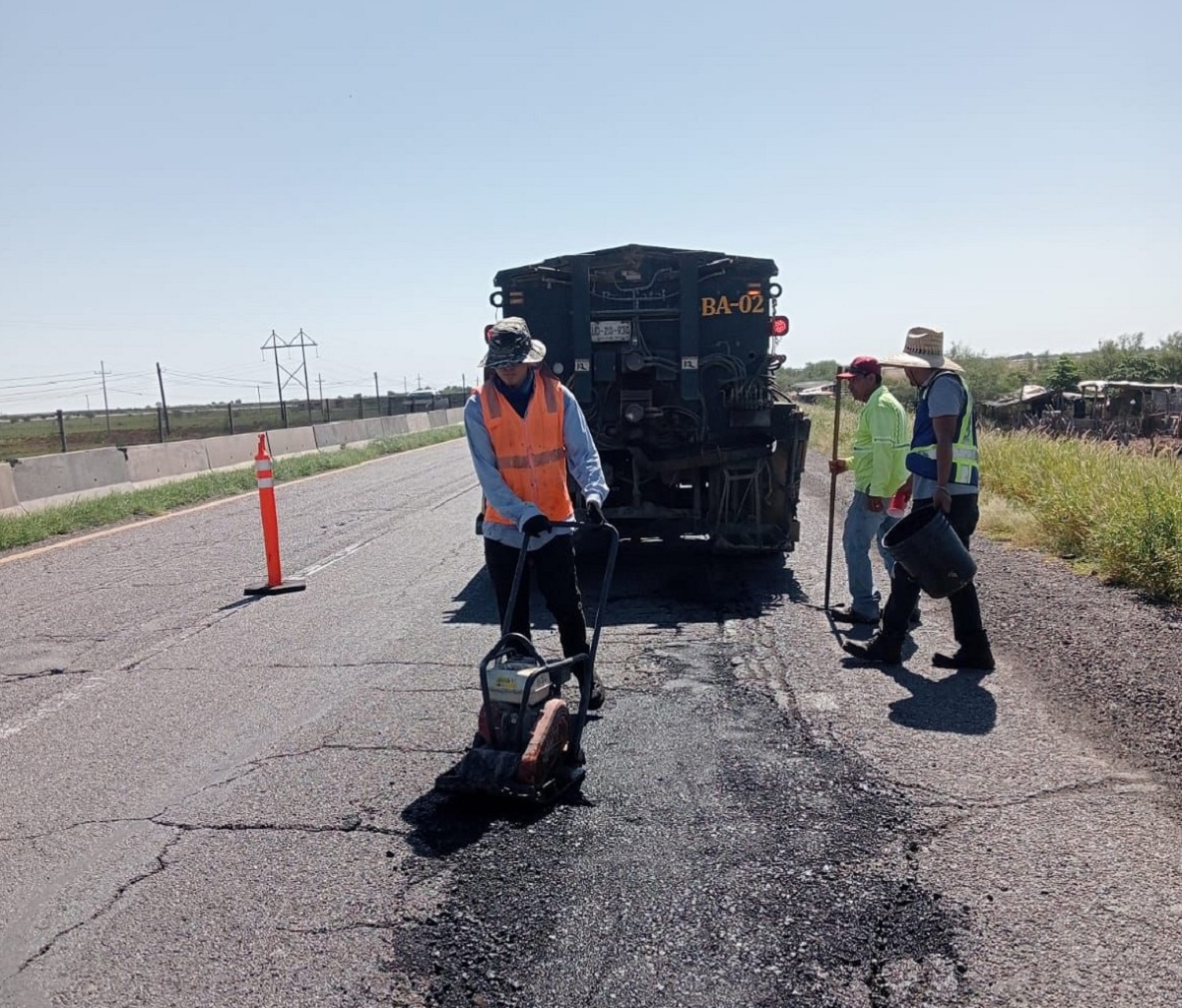 “Mejoralitos” no resolverán el problema de la México 15; transportistas exigen pavimento hidráulico para Sinaloa