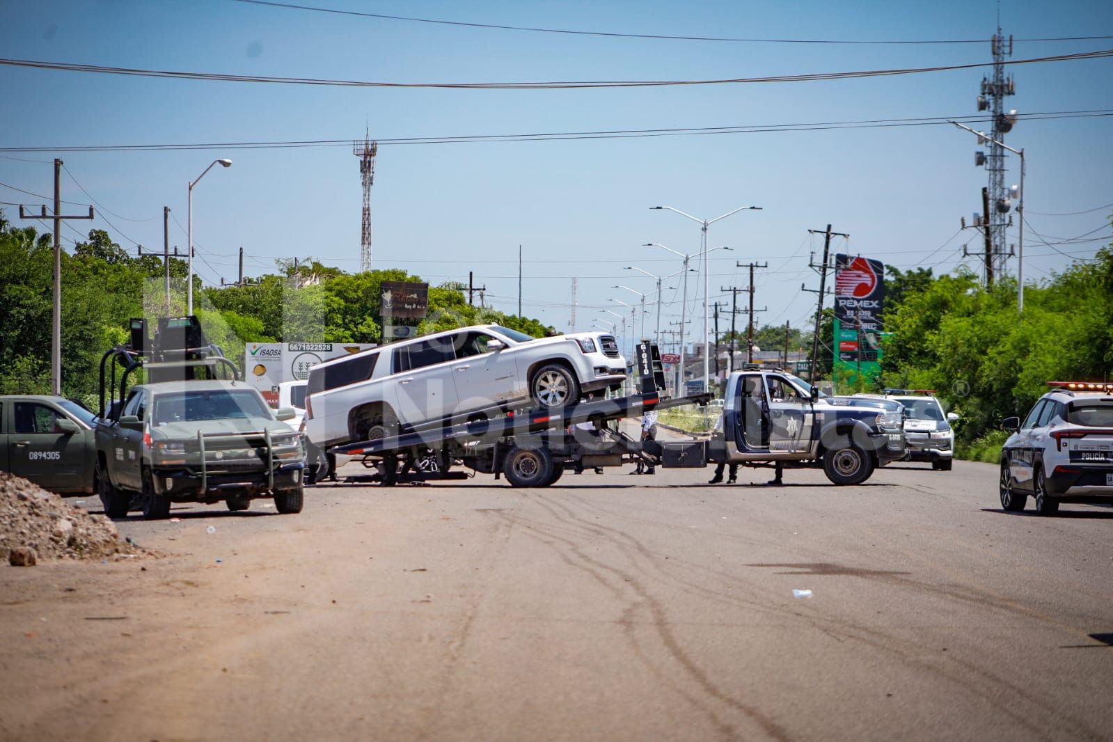 Confirma SSPE un detenido y 12 vehículos asegurados tras enfrentamiento en Culiacán