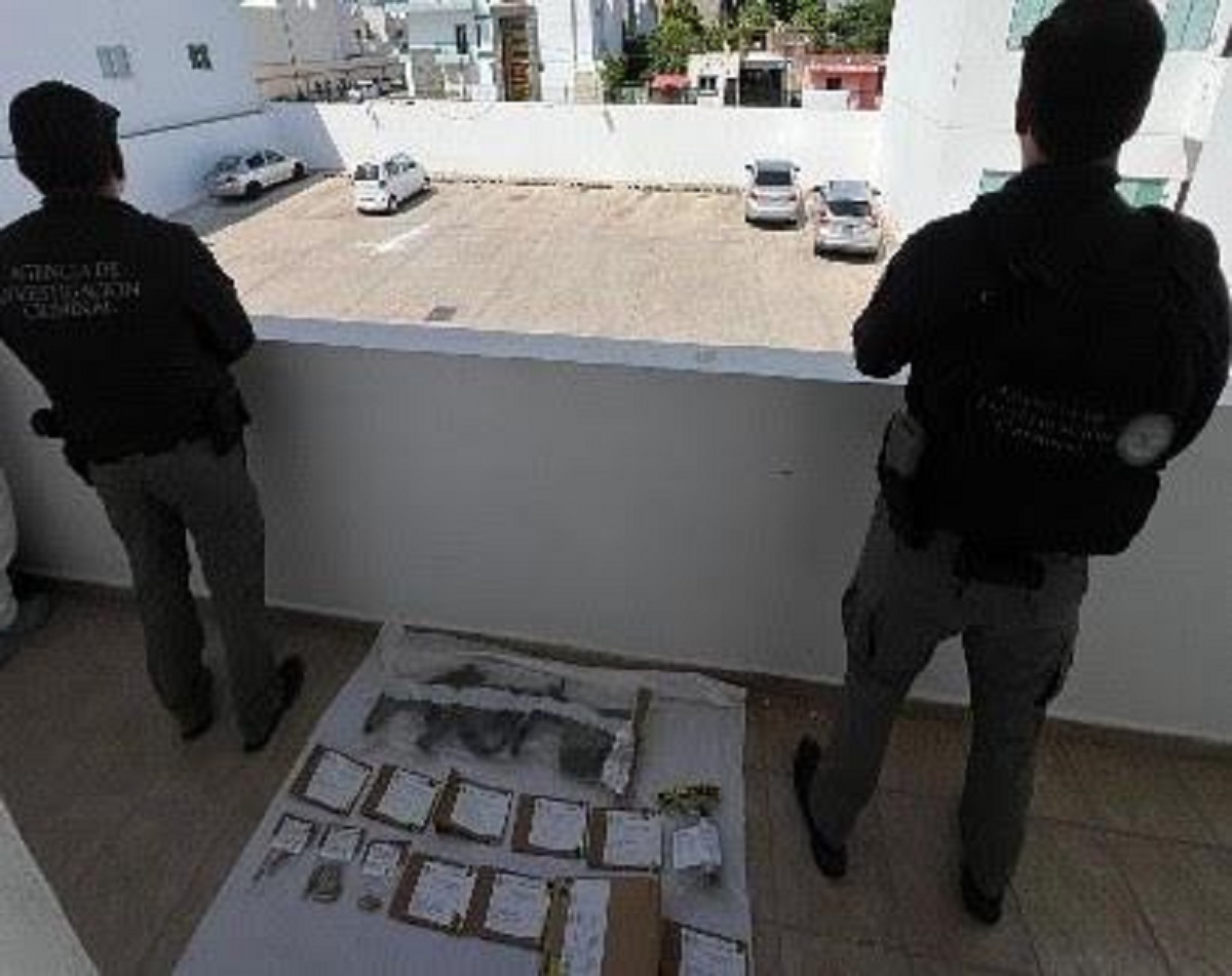 Asegura la FGR armas y equipo bélico en departamentos de la balacera del sábado en Culiacán