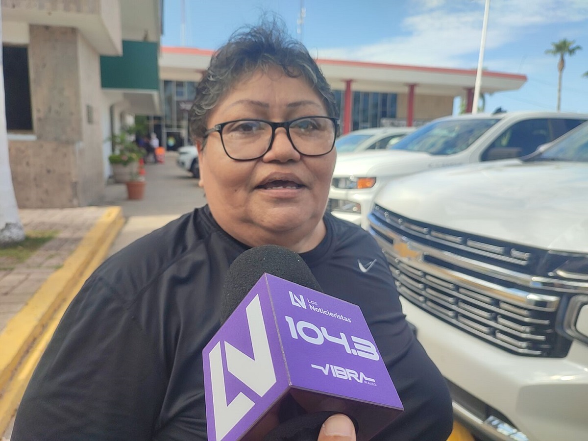 ¡Es un cochinero! Colonos de la Texas piden hechos y no palabras al alcalde ante la basura chatarra que hay