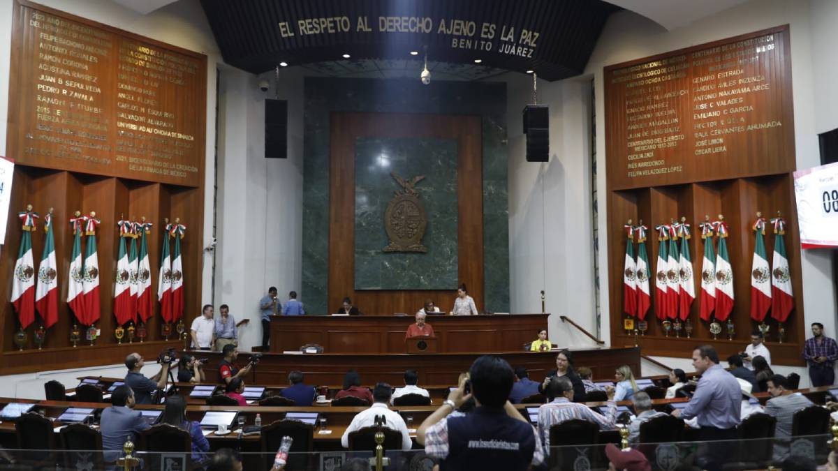 Irma Moreno se queda sin diputación ‘pluri’ y se la asignan a Leobardo Alcántara; así queda tras revocación de TRIFE