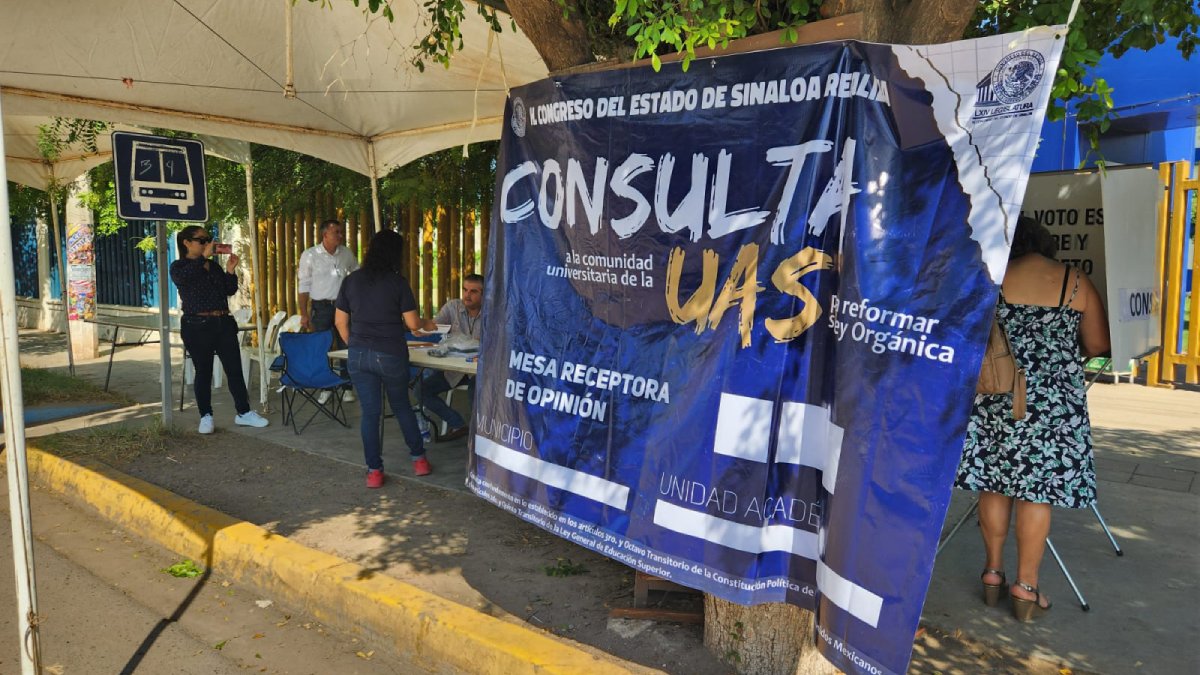 Entre confrontaciones realiza el Congreso consulta de la UAS en Guasave