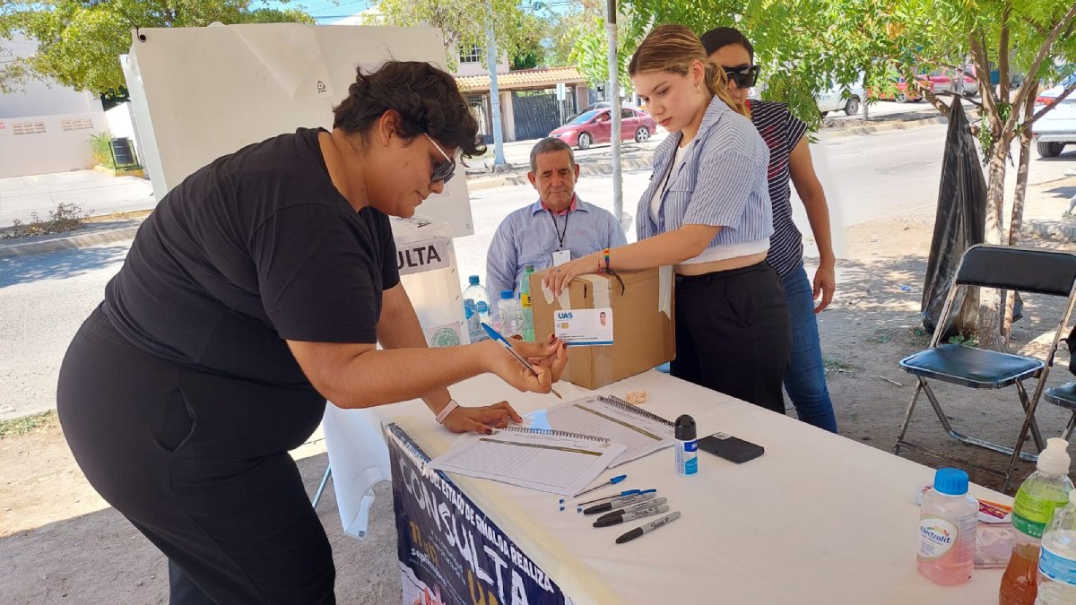 Acusan actos intimidatorios y tensión en la Consulta para la Reforma a la Ley Orgánica de la UAS en Los Mochis
