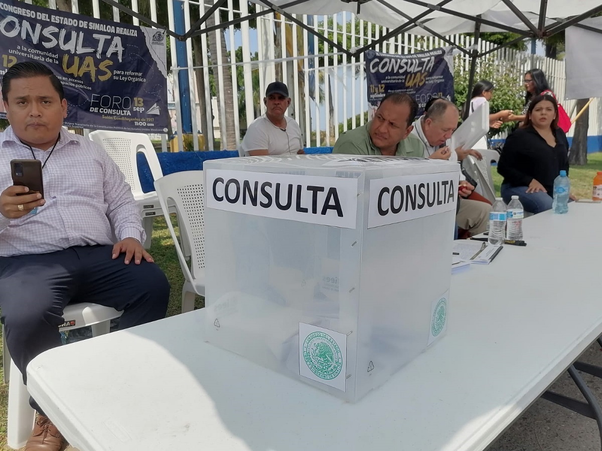 Diputada Gloria Himelda considera una medida extrema el cierre de la universidad en Mazatlán