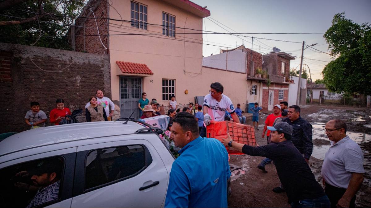 Despliegan jornada de limpieza y descacharrización en colonias del río Sinaloa Guasave
