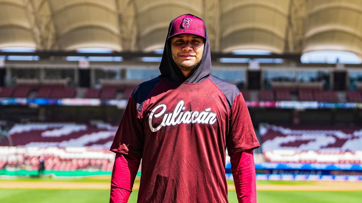 Edgar Arredondo reporta a la pretemporada de los Tomateros de Culiacán