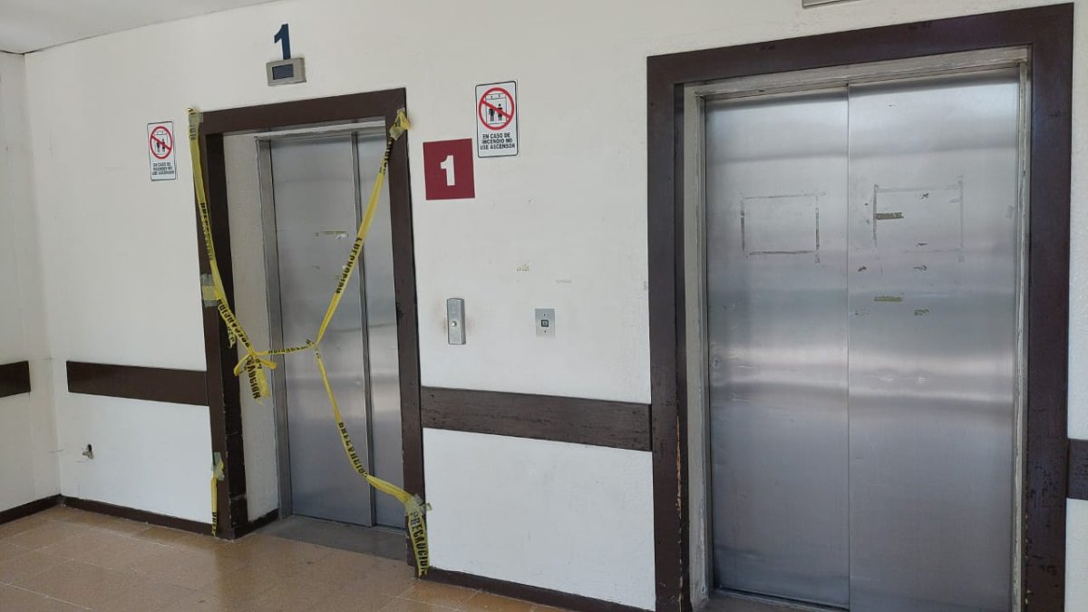 Crítica Óscar Loza Ochoa de la CDDEH que elevadores en el Hospital General de Los Mochis sigan descompuestos