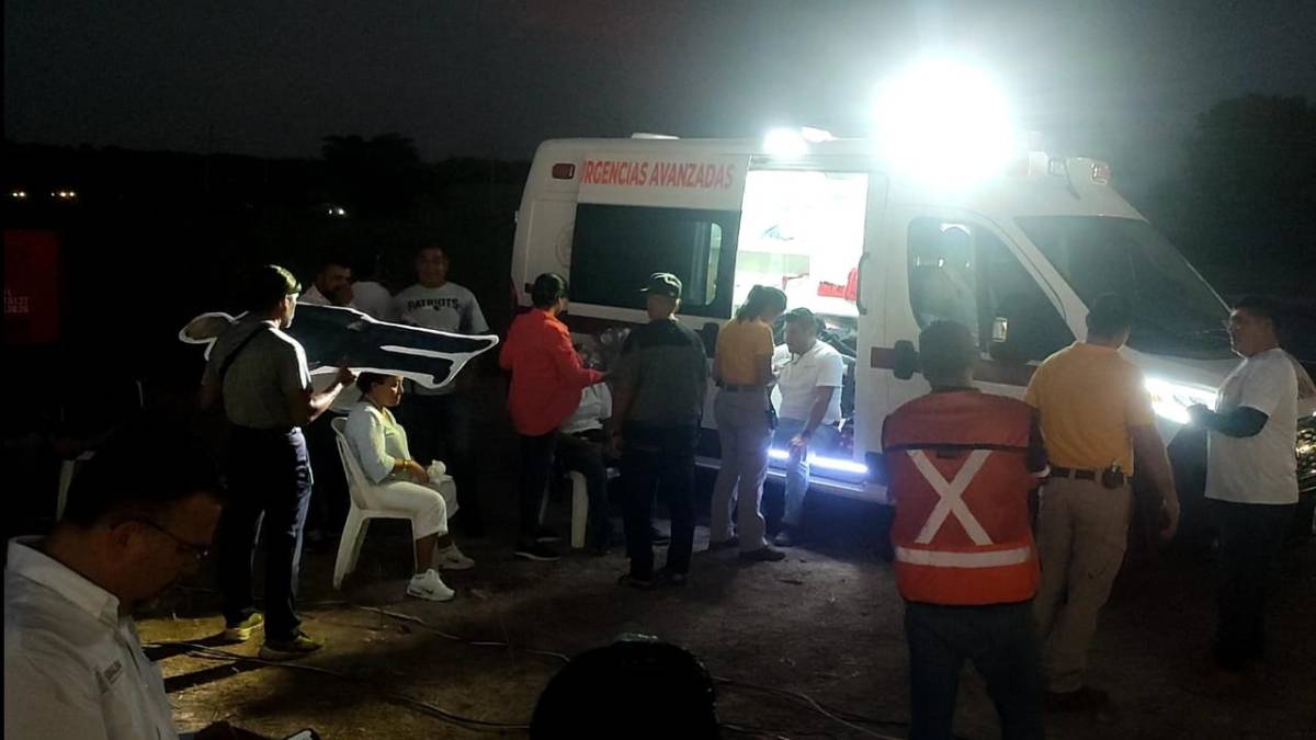 En espera de AMLO y Sheinbaum en Rosario atienden a 8 personas por deshidratación