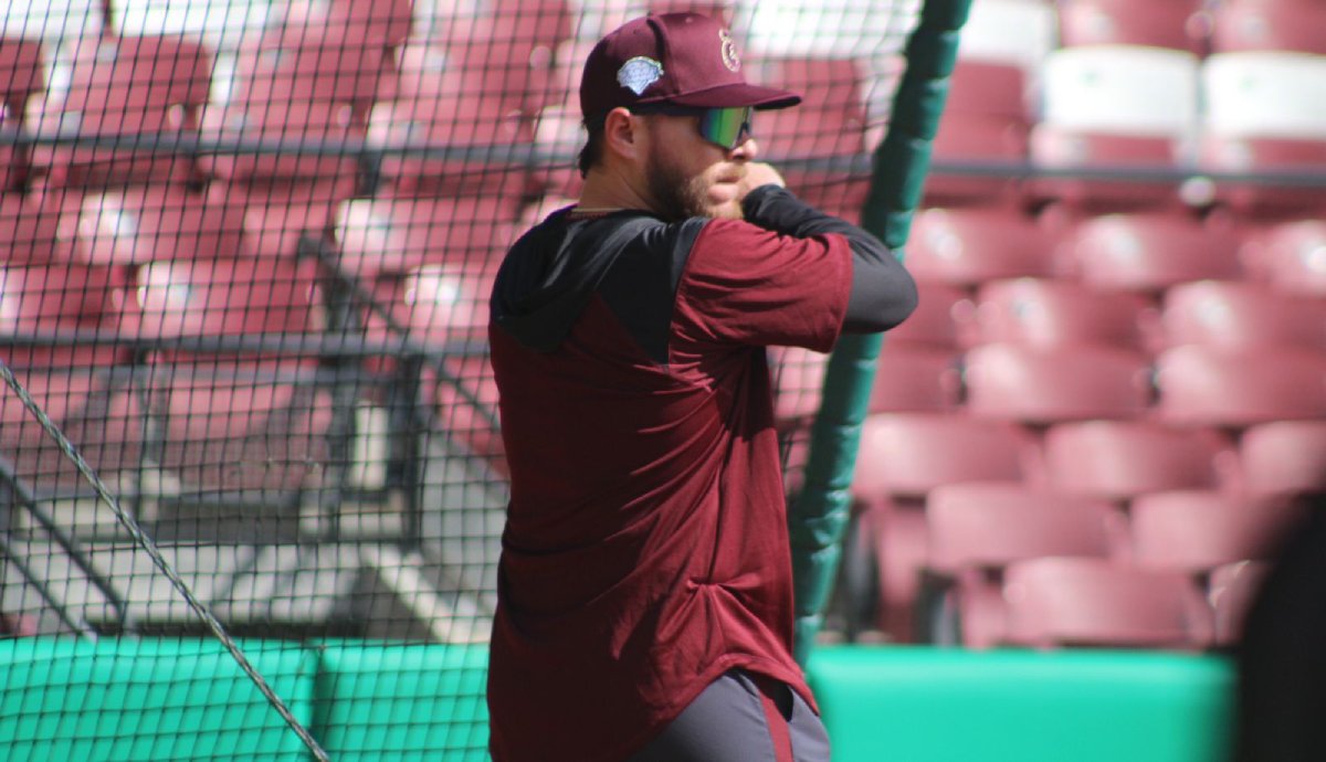 Reporta Esteban ‘Pony’ Quiroz a la pretemporada de los Tomateros de Culiacán