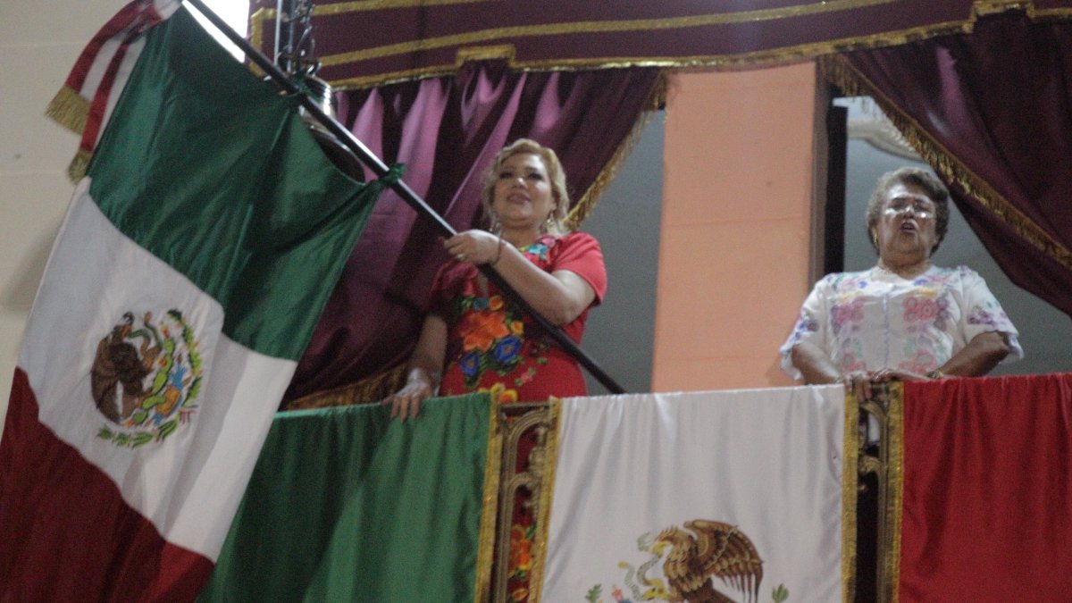 ‘Por Siempre México’ el espectáculo que enmarcó el Grito de Independencia de Claudia Valdez en Rosario