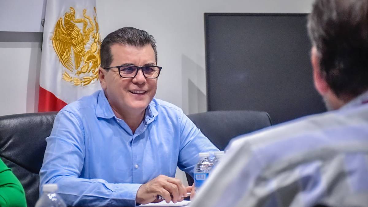Garantiza Édgar González que habrá continuidad en Mazatlán a obras de drenaje y pavimentación