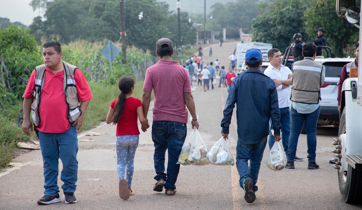 Gobierno de Sinaloa lleva caravana de atención integral a comunidades serranas de Concordia