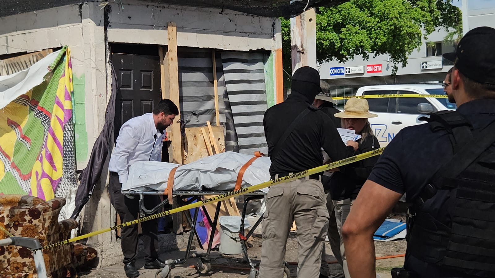 ¡Sí, es Manuel! Mujer identifica de manera visual al asesinado en la colonia Centro Sinaloa de Culiacán