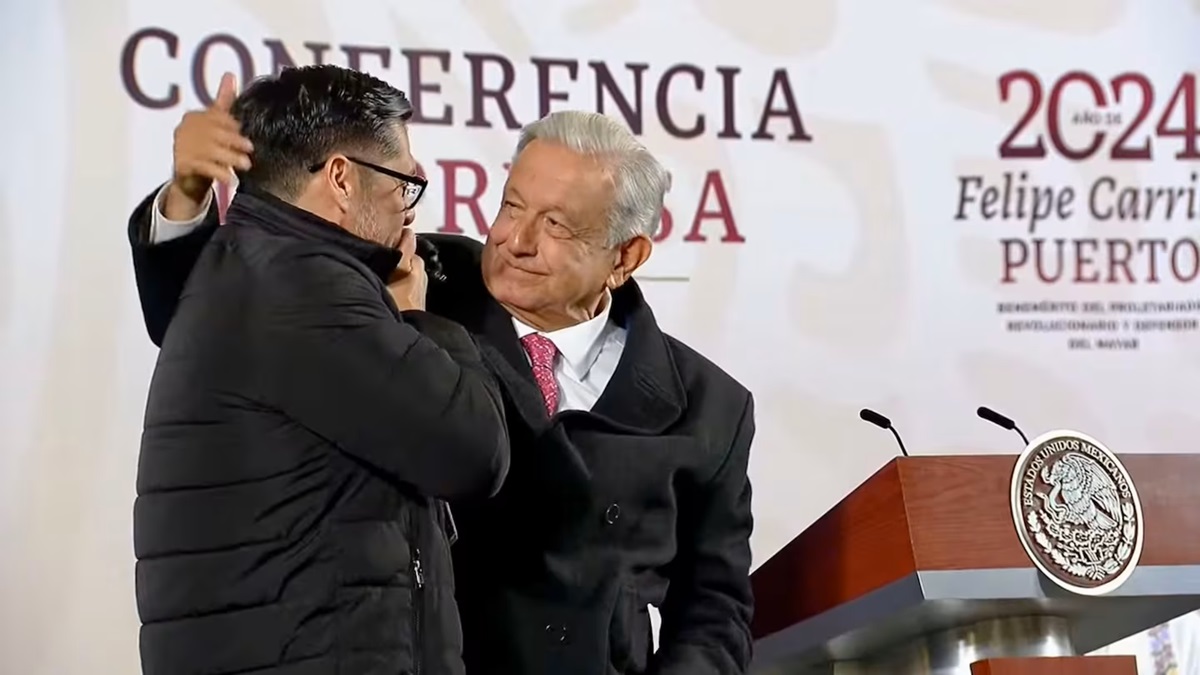 Video: Lo prometido es deuda, ¿quién fue el afortunado ganador del reloj de AMLO?