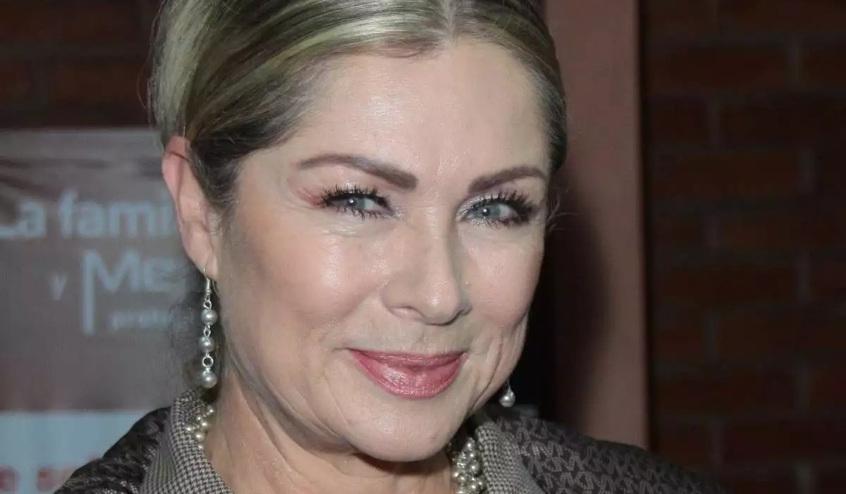 (VIDEO) Leticia Calderón, la villana de las telenovelas, de visita por Mazatlán