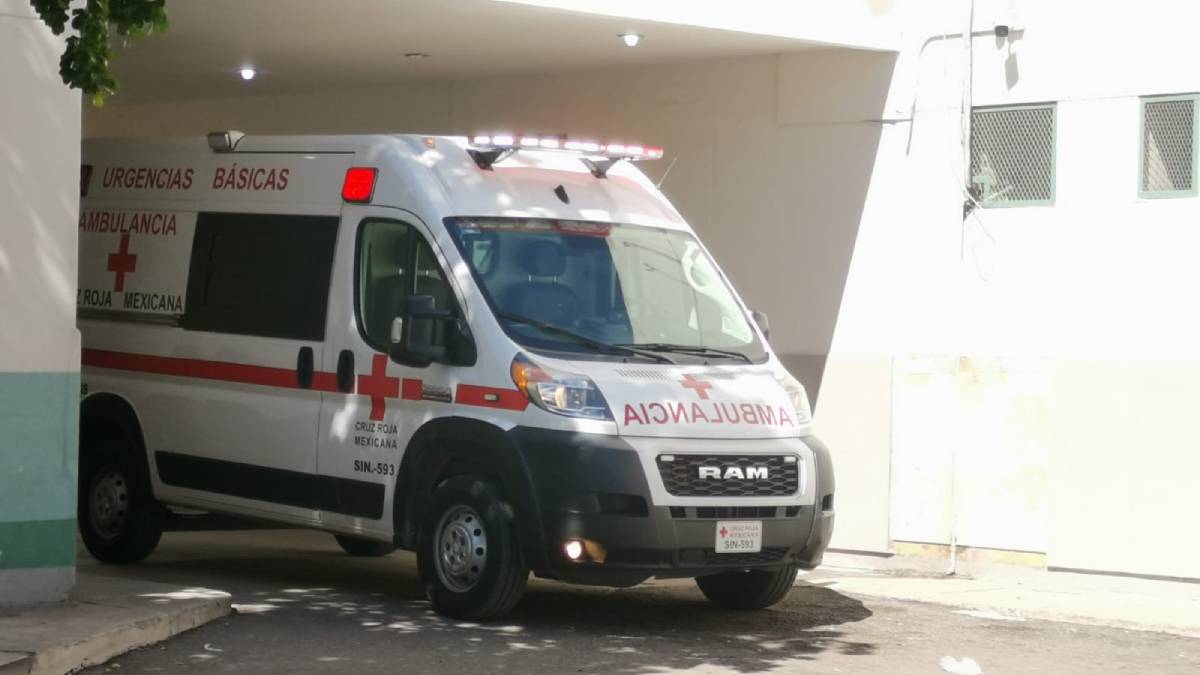 Hombre ingresa a hospital de Los Mochis tras presentar golpes en diferentes partes de su cuerpo