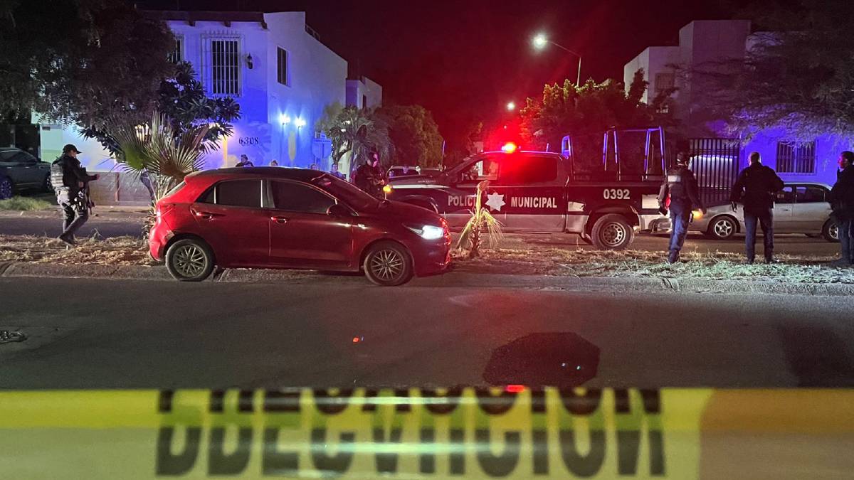¡No fue localizado el conductor! Disparan contra el ocupante de un Kia Río en Culiacán