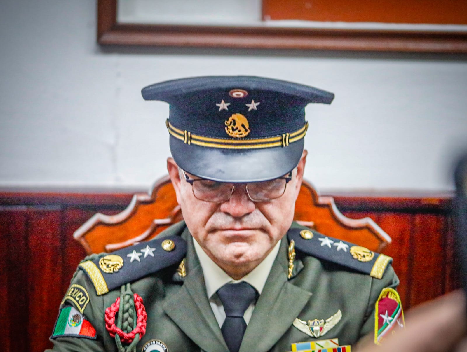 Suman 27 detenidos y 101 armas decomisadas en hechos violentos en Sinaloa; Ejército presenta saldo