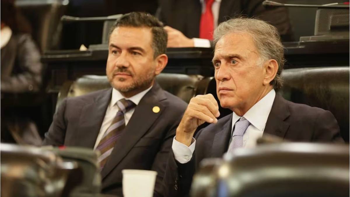 PAN expulsa a Yunes Márquez y Yunes Linares por votar a favor de reforma judicial