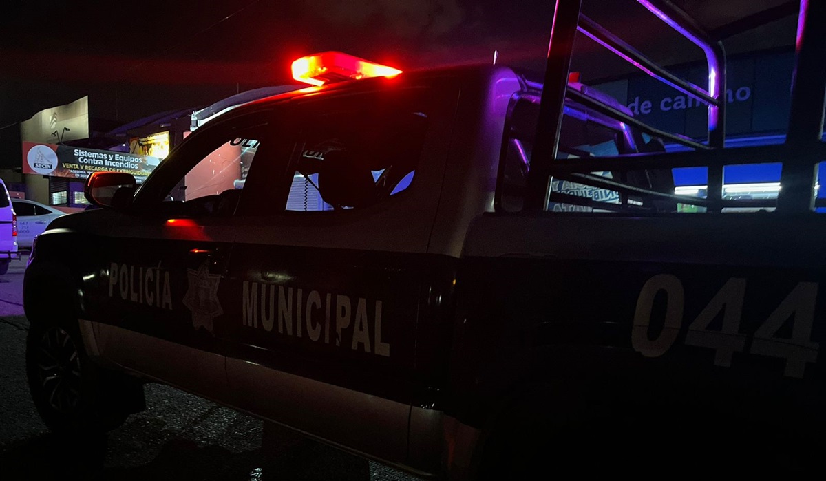 Serie de despojos de vehículos en el sector Valle Alto en Culiacán termina con 5 carros recuperados y dos detenidos armados
