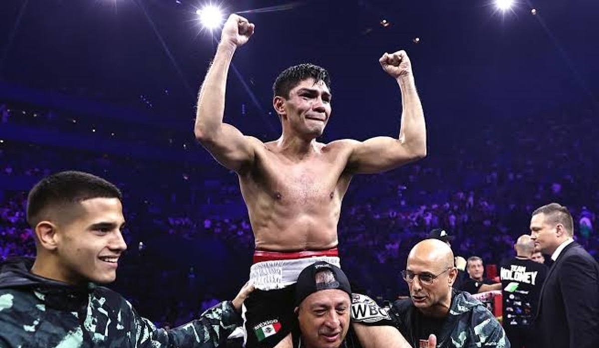 Va Pedro Guevara por la defensa del título mundial Supermosca del CMB; anuncia pelea en Mazatlán