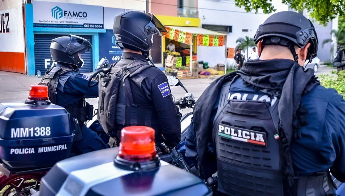 “Levantan” a policía municipal de Mazatlán afuera de un bar