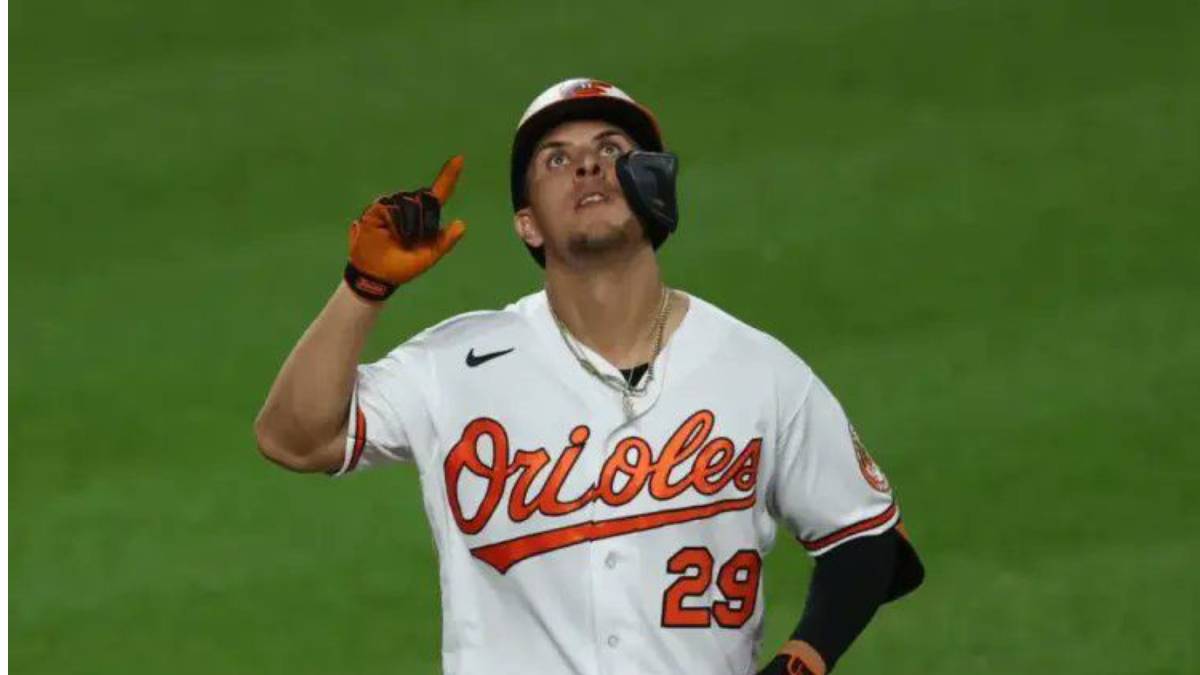 Ramón Urías conecta home run y los Orioles de Baltimore clasifican a play offs
