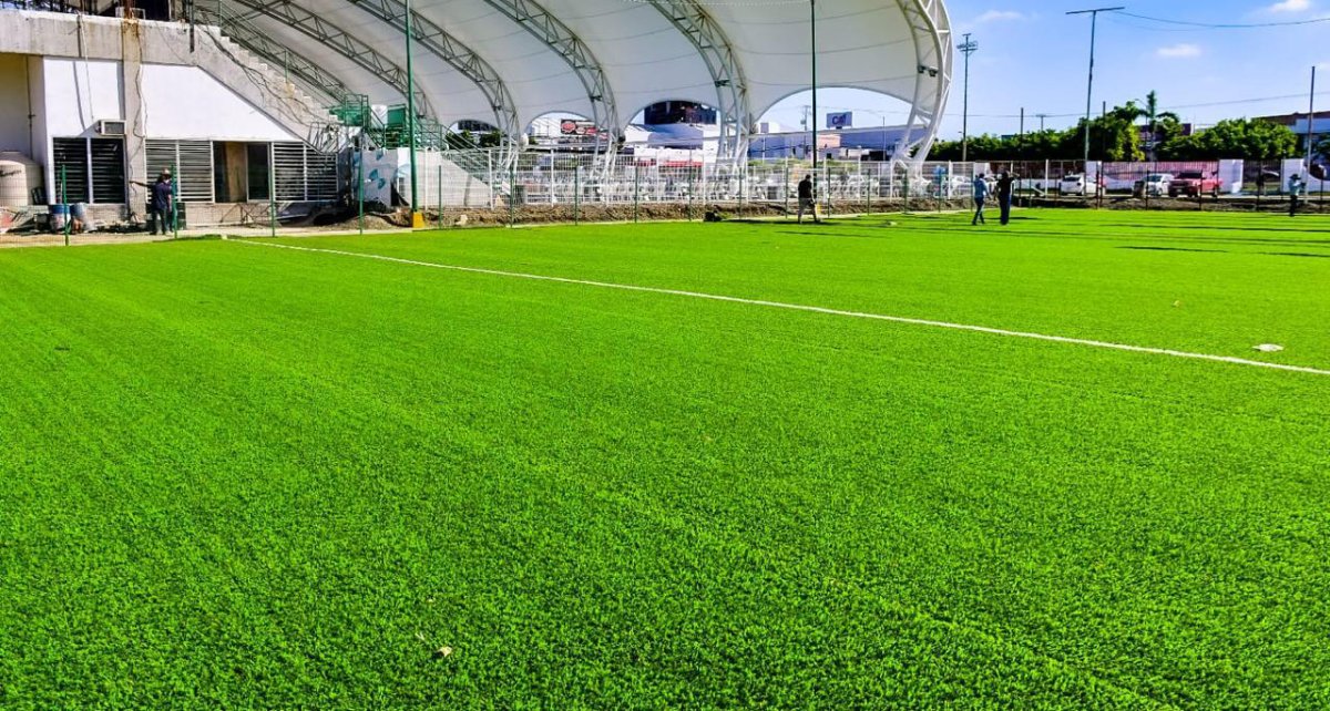 A un 80% de avance la rehabilitación de la Unidad Deportiva Sahop