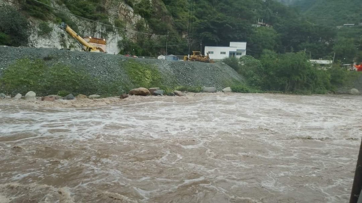 Activan monitoreo del Río Piaxtla; por segundo día presenta creciente importante en Tayoltita
