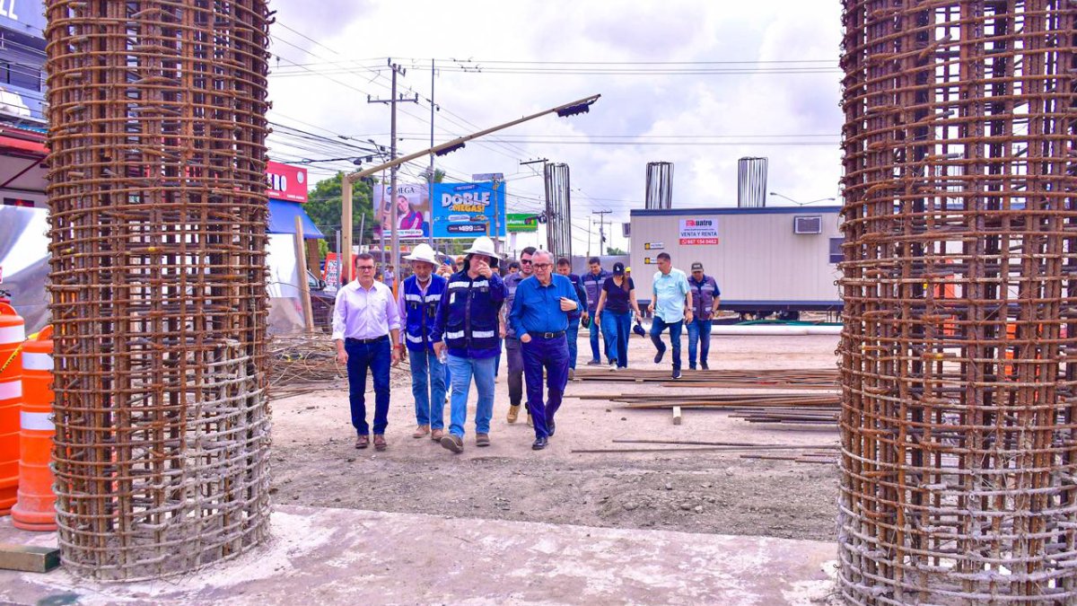 Supervisa Rocha avance del puente Múnich y segunda etapa de Insurgentes en Mazatlán