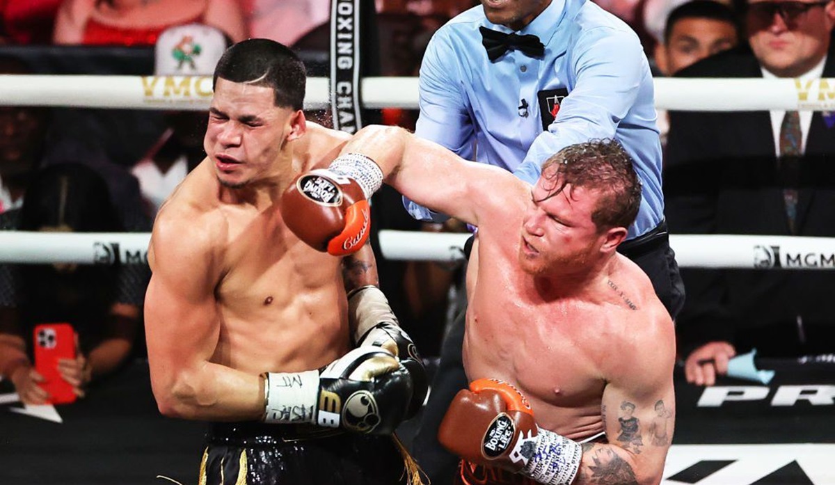 ¡Por decisión unánime! Saúl ‘Canelo’ Álvarez triunfa en Las Vegas