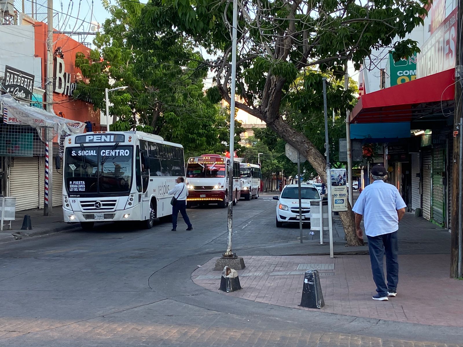 Por reportes de balaceras choferes de camiones en Culiacán deciden salirse de ruta
