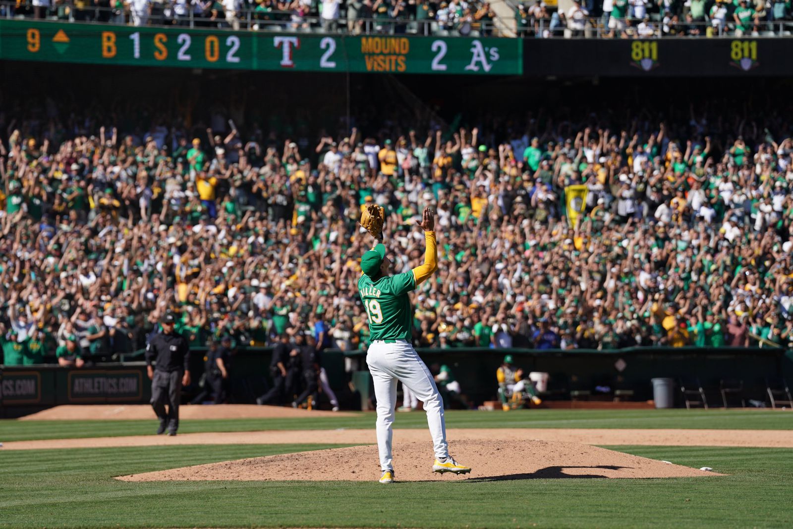 Adiós al deporte profesional en Oakland