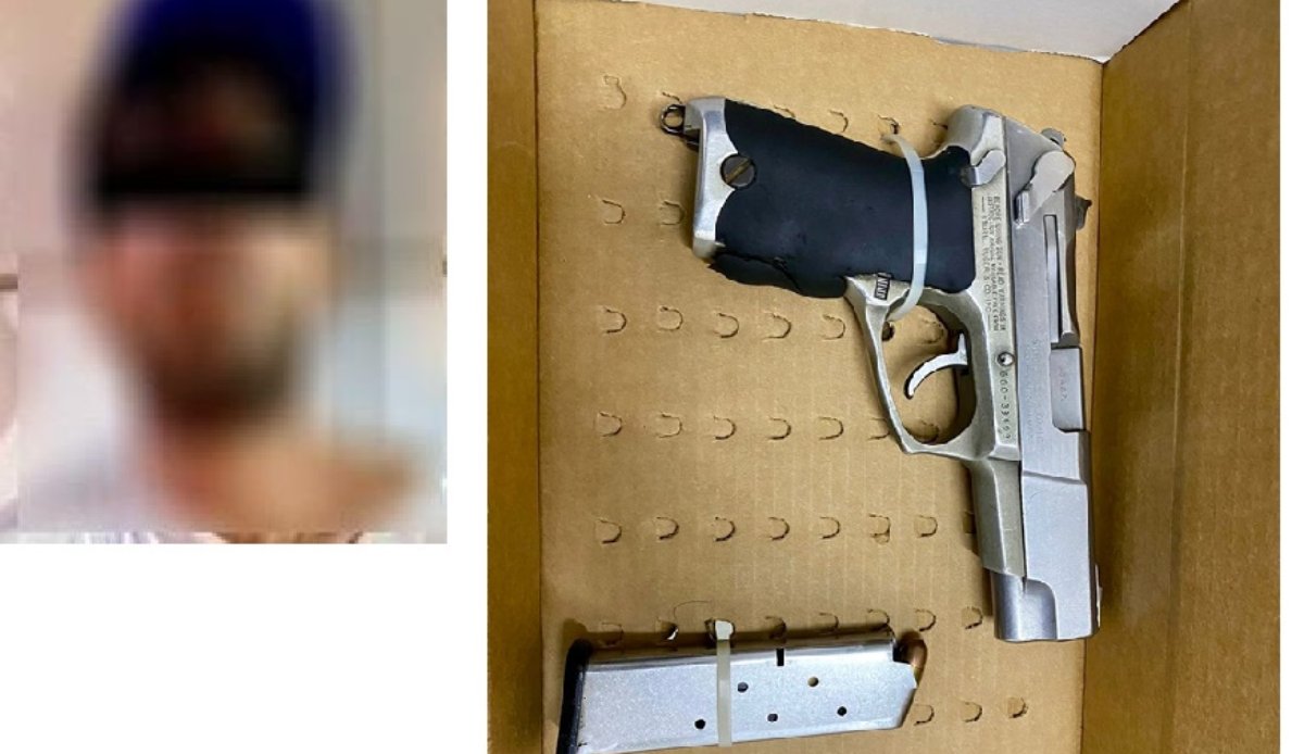Sujeto llamó la atención de policías por oler a mariguana y le encuentran un arma; es detenido